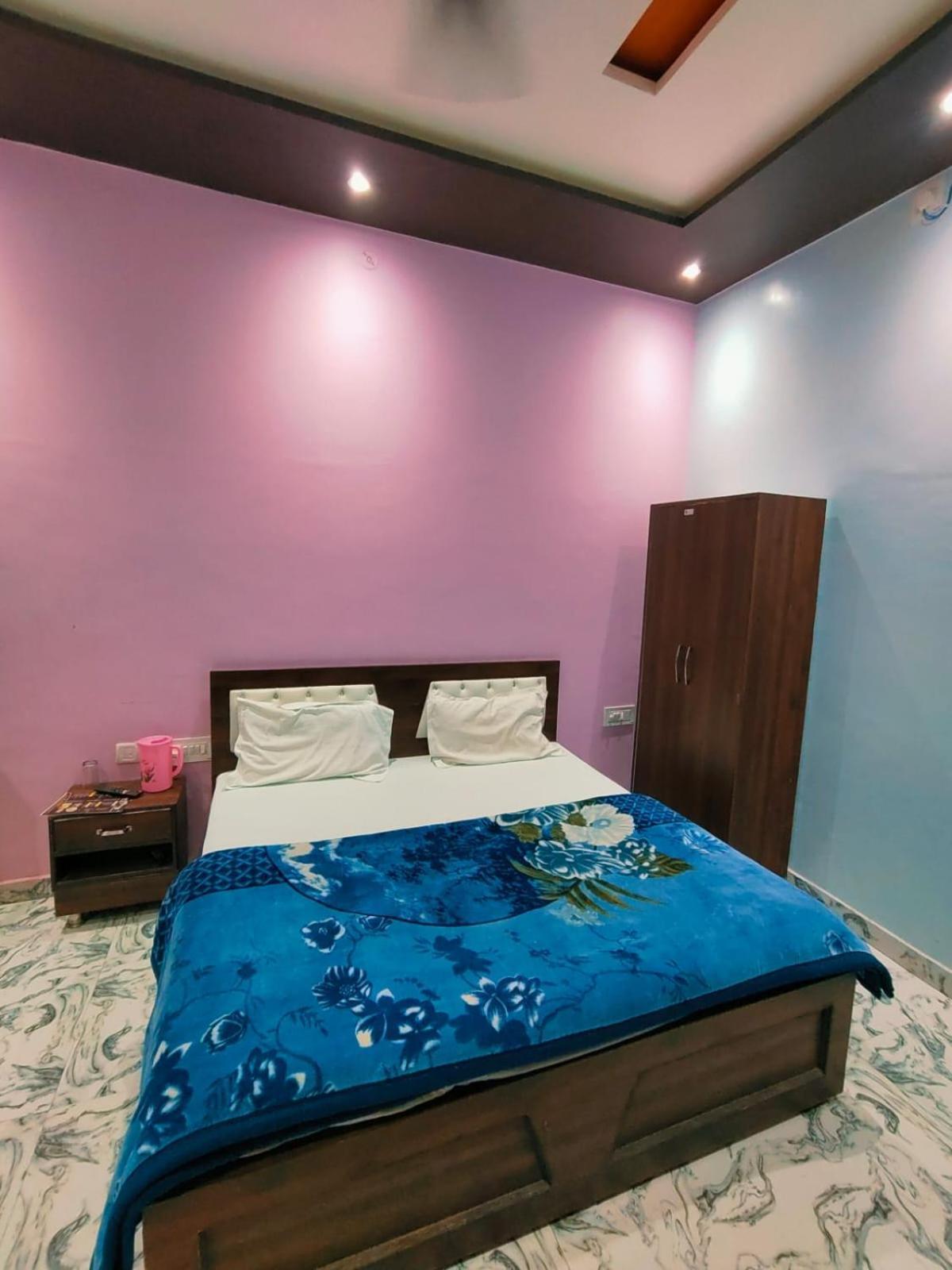 Kaka Guest House Ayodhya Eksteriør bilde